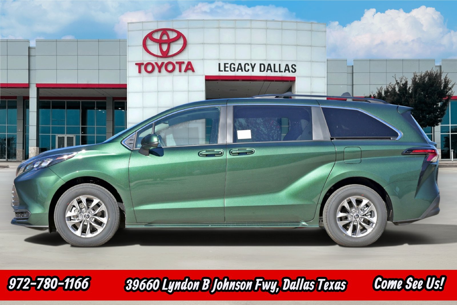 New 2026 Toyota Sienna XLE FWD image 7