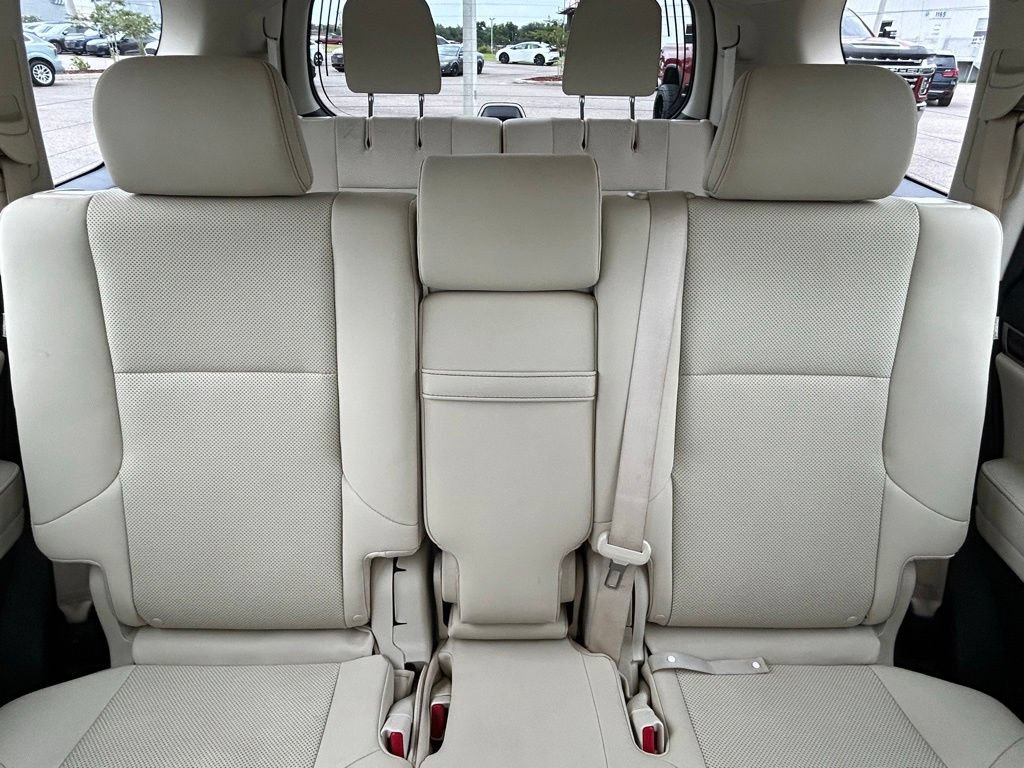 Used 2022 Lexus GX 460 Premium w/ Premium Package AWD/4WD image 14