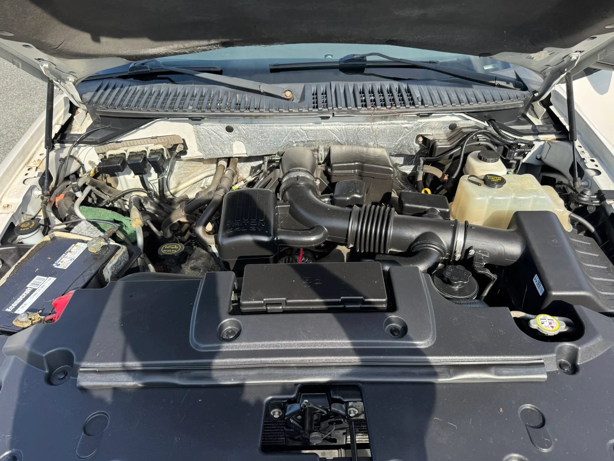Used 2014 Ford Expedition Limited w/ Equipment Group 301A AWD/4WD image 19