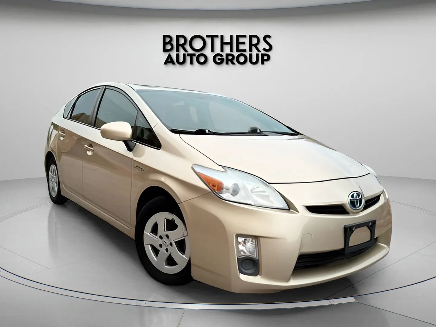 Used 2010 Toyota Prius FWD image 2