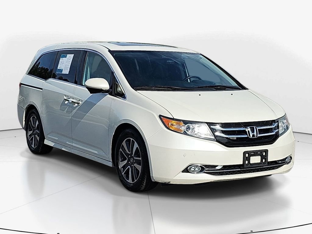 Used 2016 Honda Odyssey Touring image 3