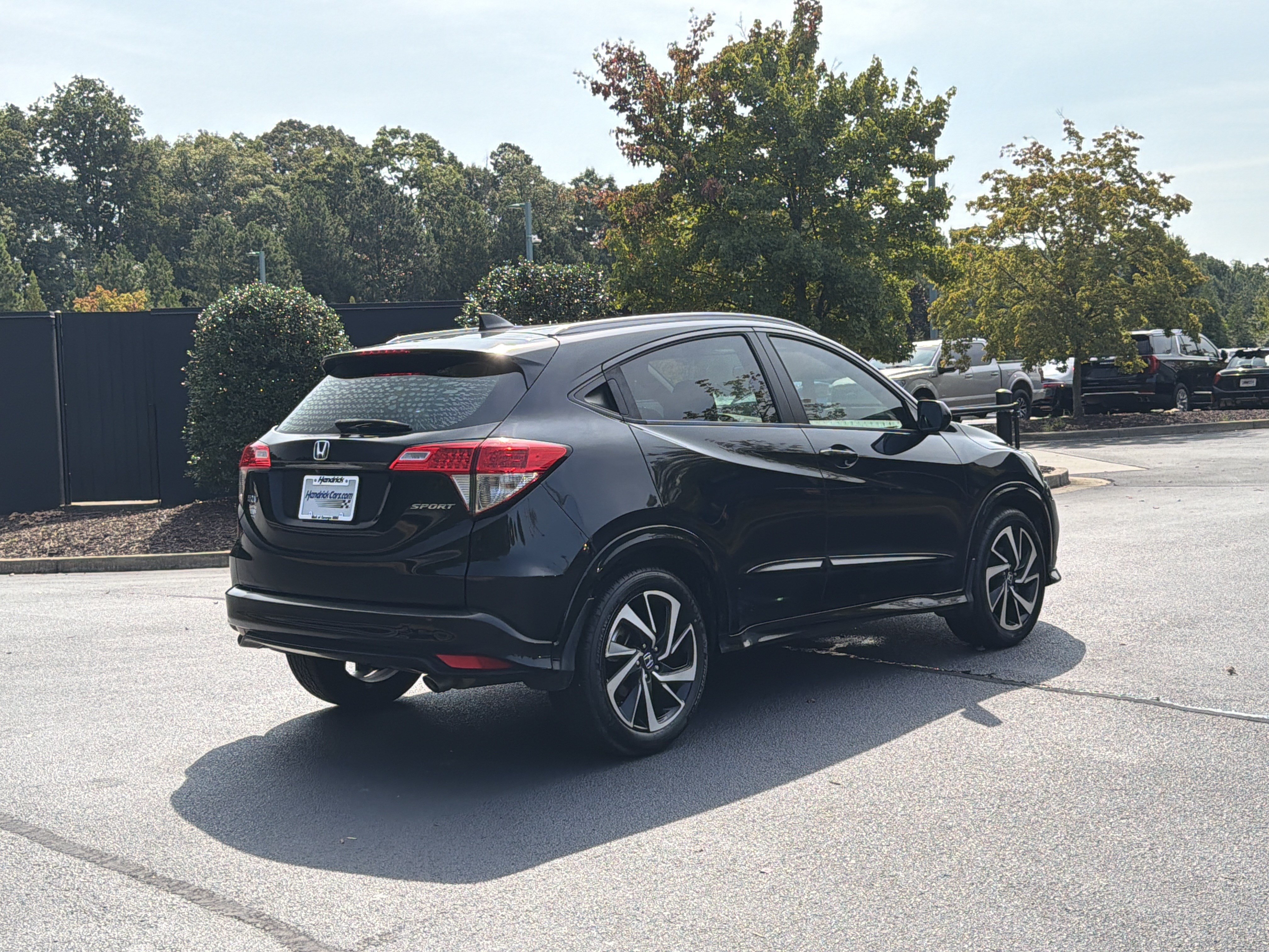 Used 2019 Honda HR-V Sport image 3