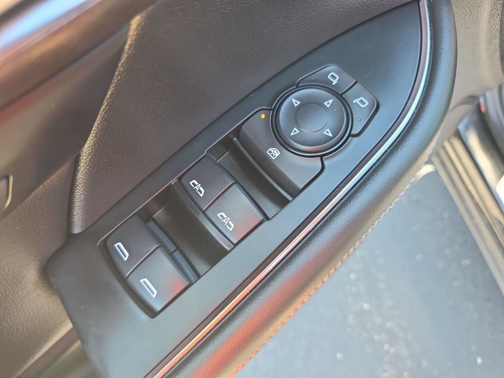 Certified 2023 Buick Envision Avenir AWD/4WD image 29