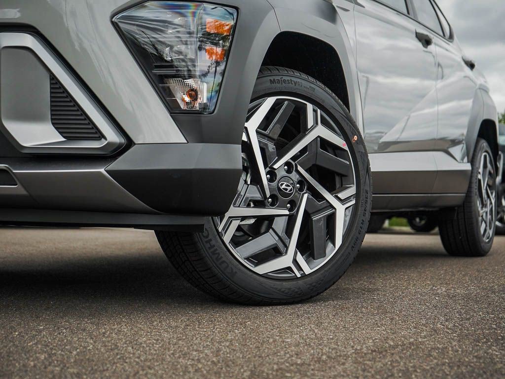 New 2026 Hyundai Kona SEL Premium image 6