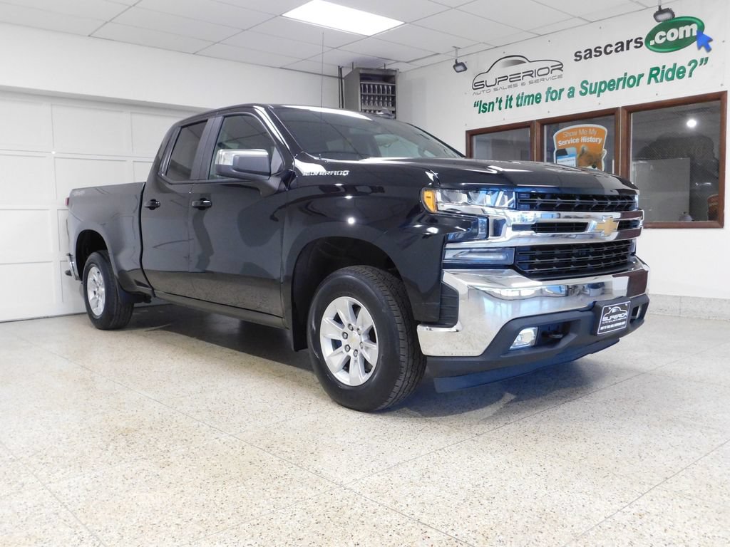 Used 2020 Chevrolet Silverado 1500 LT w/ Fleet Comfort Package AWD/4WD image 3