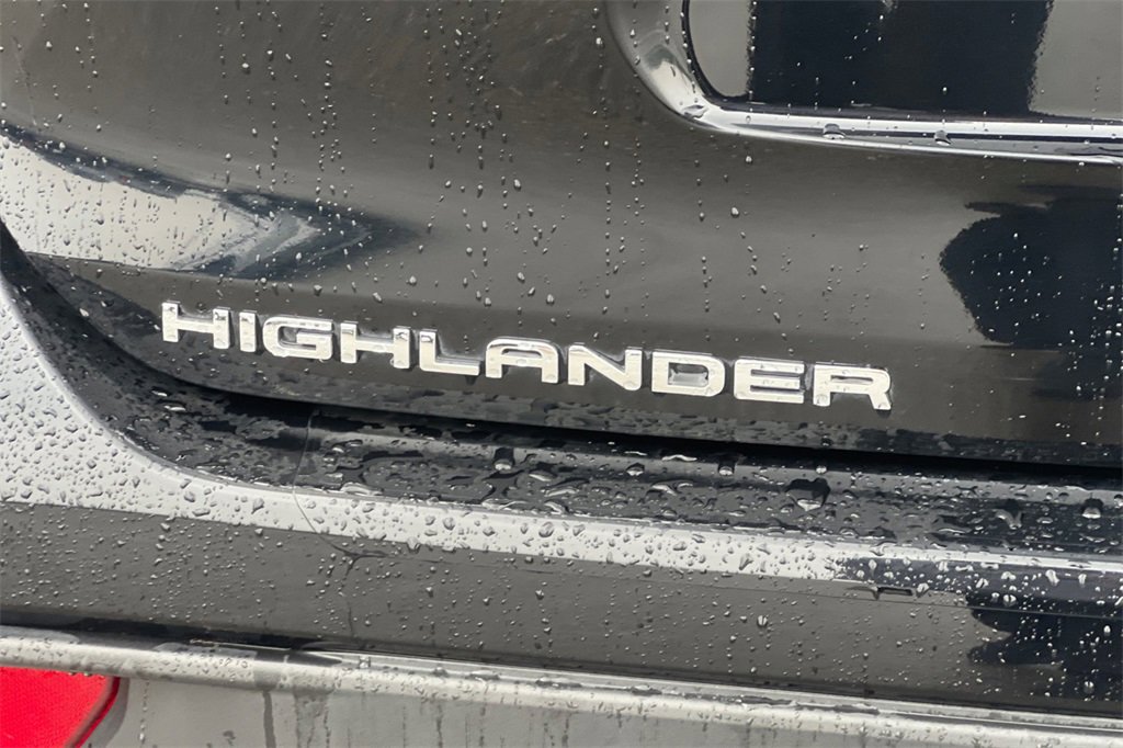 Certified 2024 Toyota Highlander XSE image 28