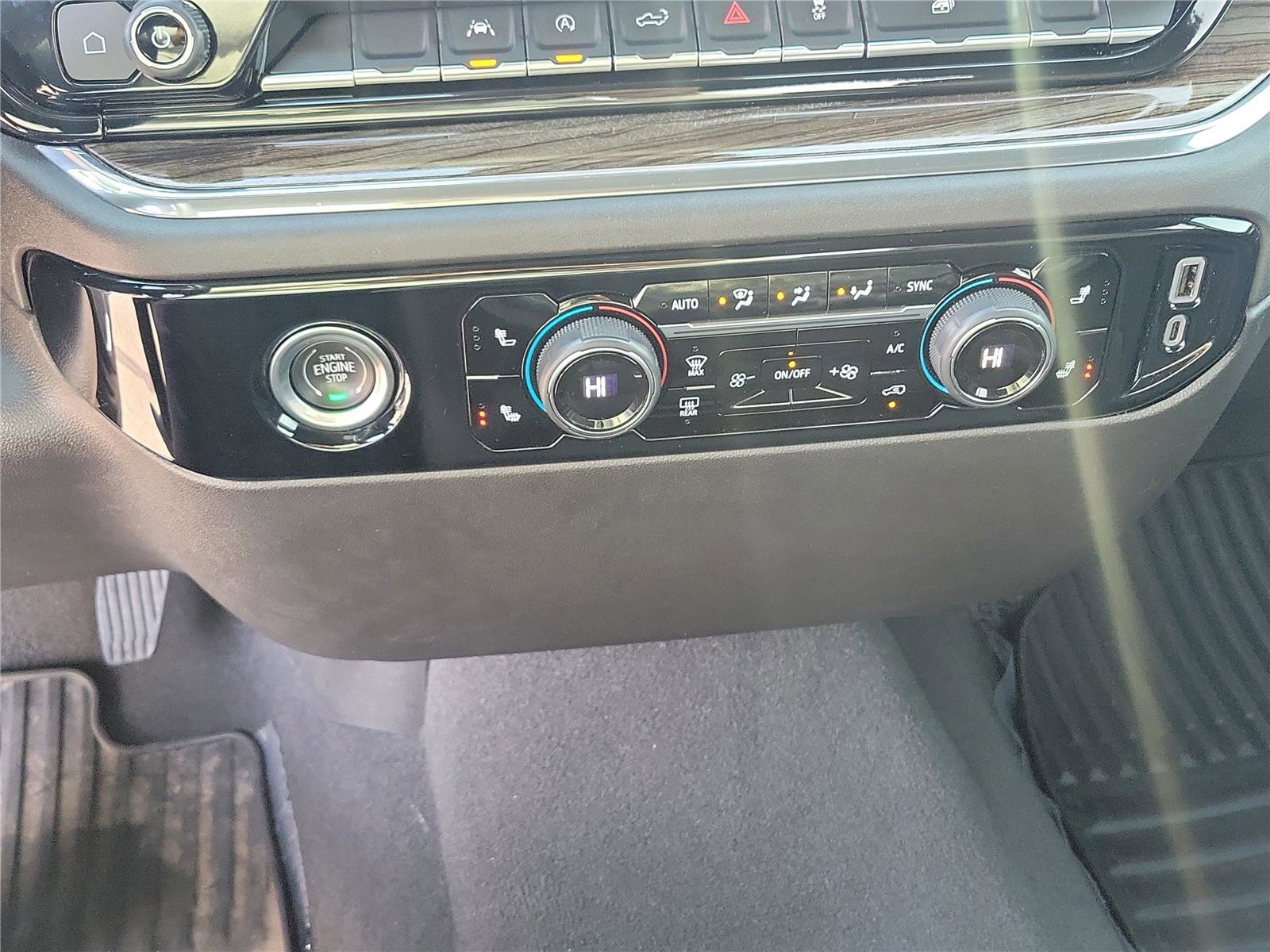 Used 2023 Chevrolet Silverado 1500 LT image 28