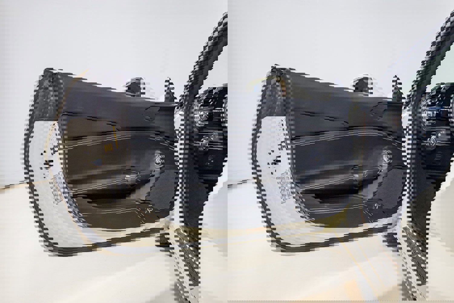 Used 2016 Ferrari 488 GTB image 12