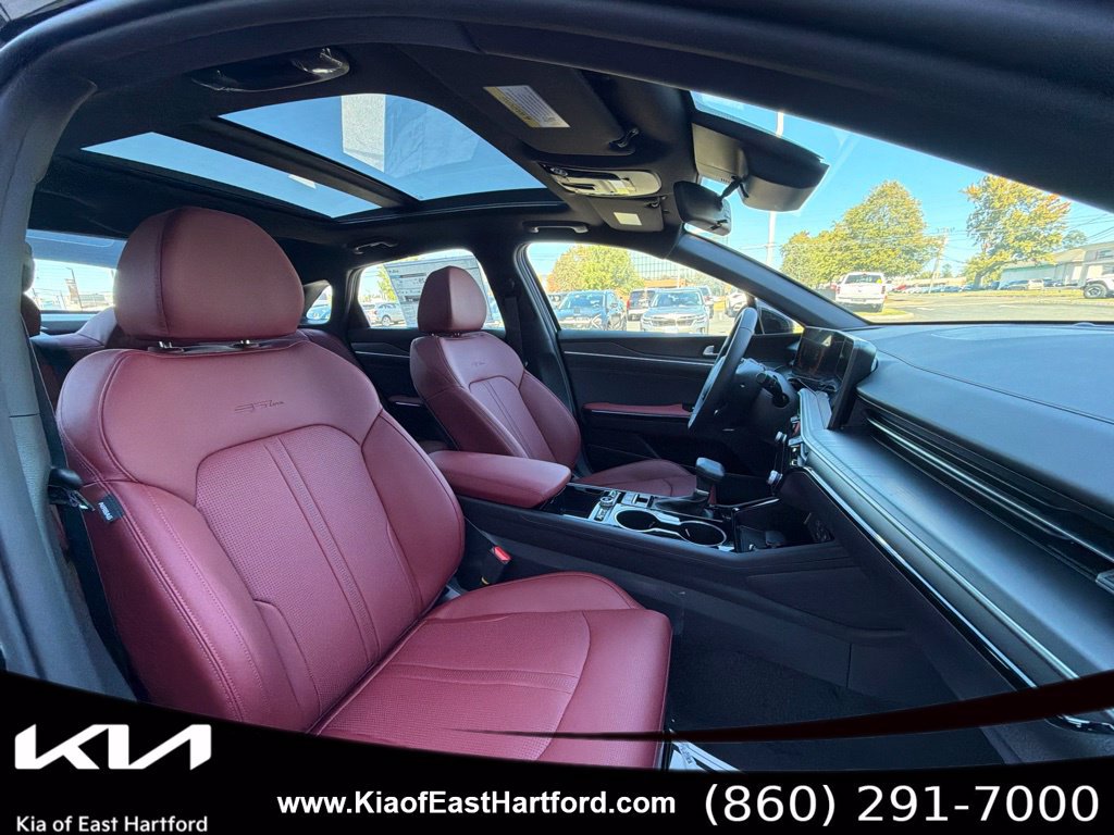 New 2027 Kia K5 GT-Line FWD image 11