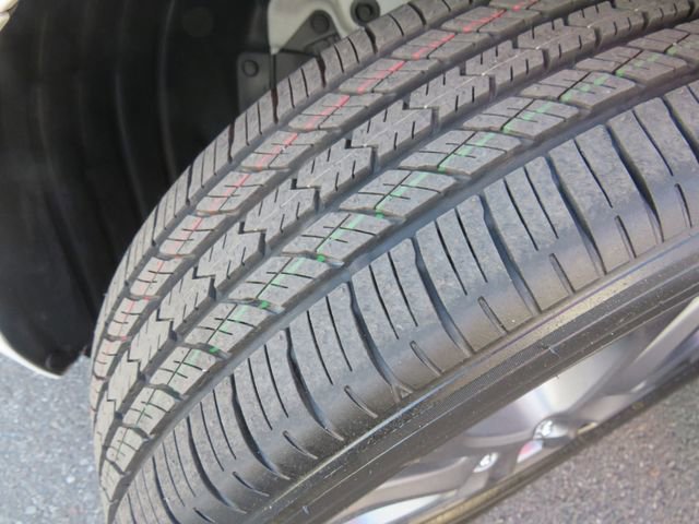 Used 2019 Toyota Yaris LE FWD image 33