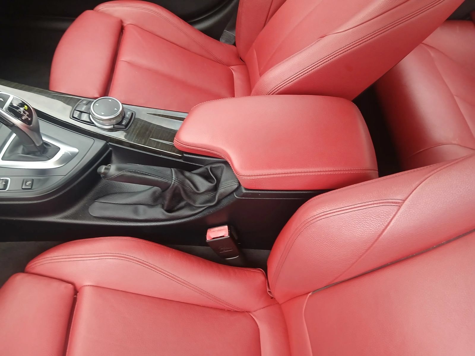 Used 2016 BMW 328i Sedan RWD image 8