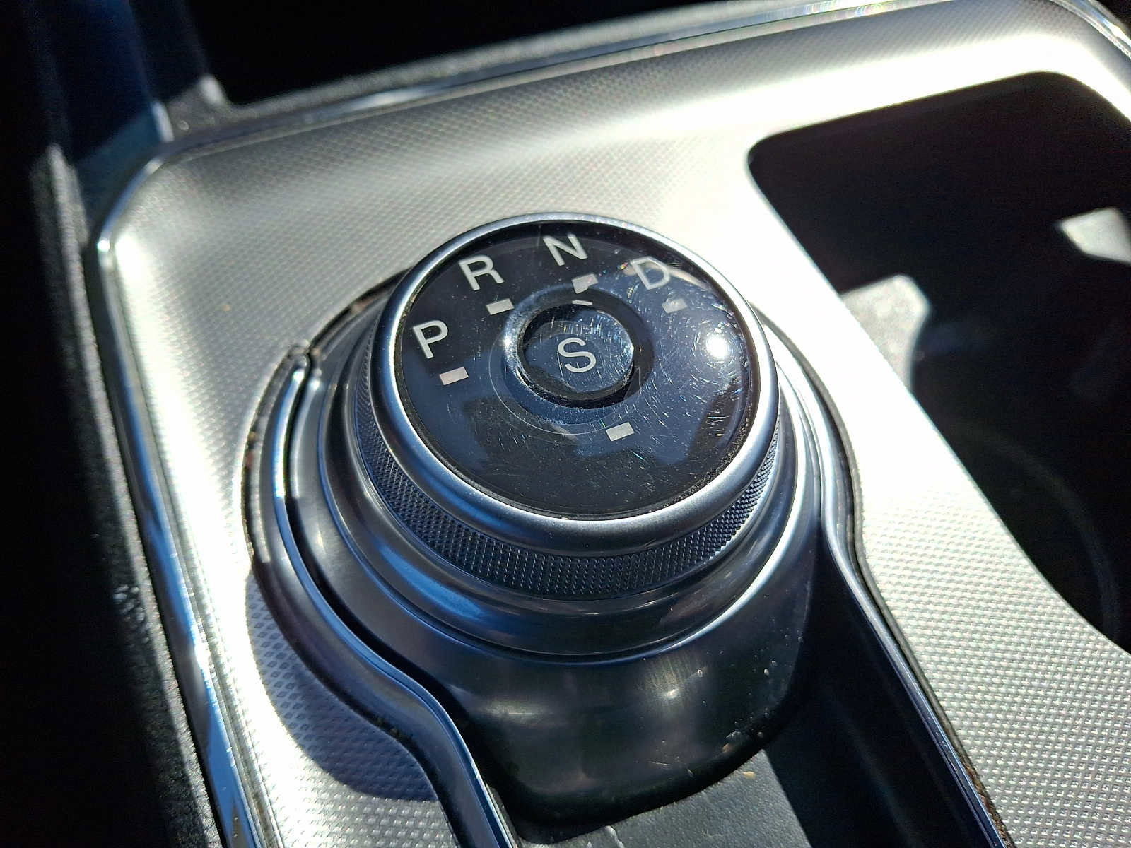 Used 2022 Ford Edge ST w/ Equipment Group 401A AWD/4WD image 15