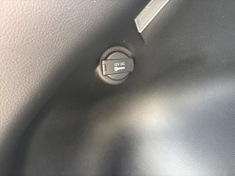 Used 2023 Jeep Compass Latitude AWD/4WD image 12