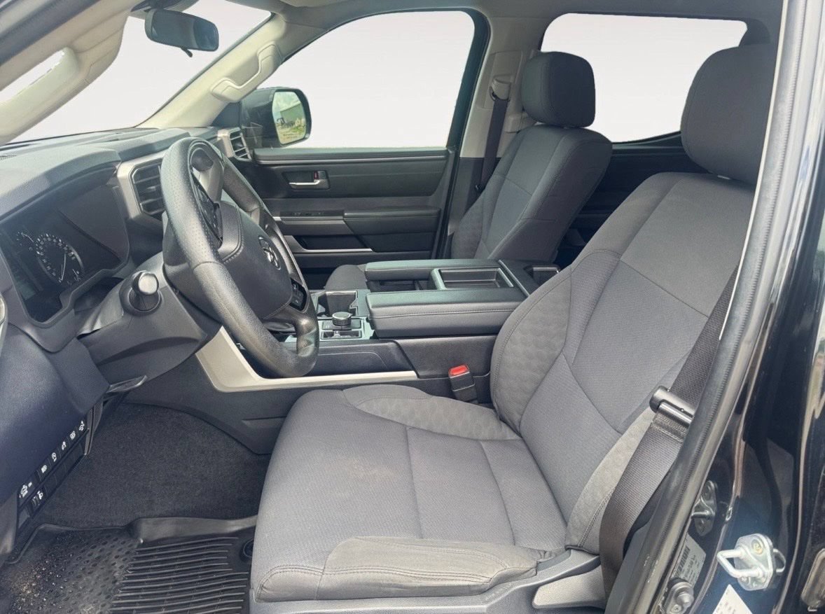 Used 2023 Toyota Tundra SR5 w/ SR5 Convenience Package AWD/4WD image 9