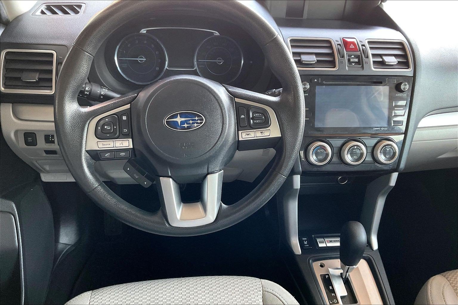 Used 2017 Subaru Forester 2.5i Premium AWD/4WD image 8