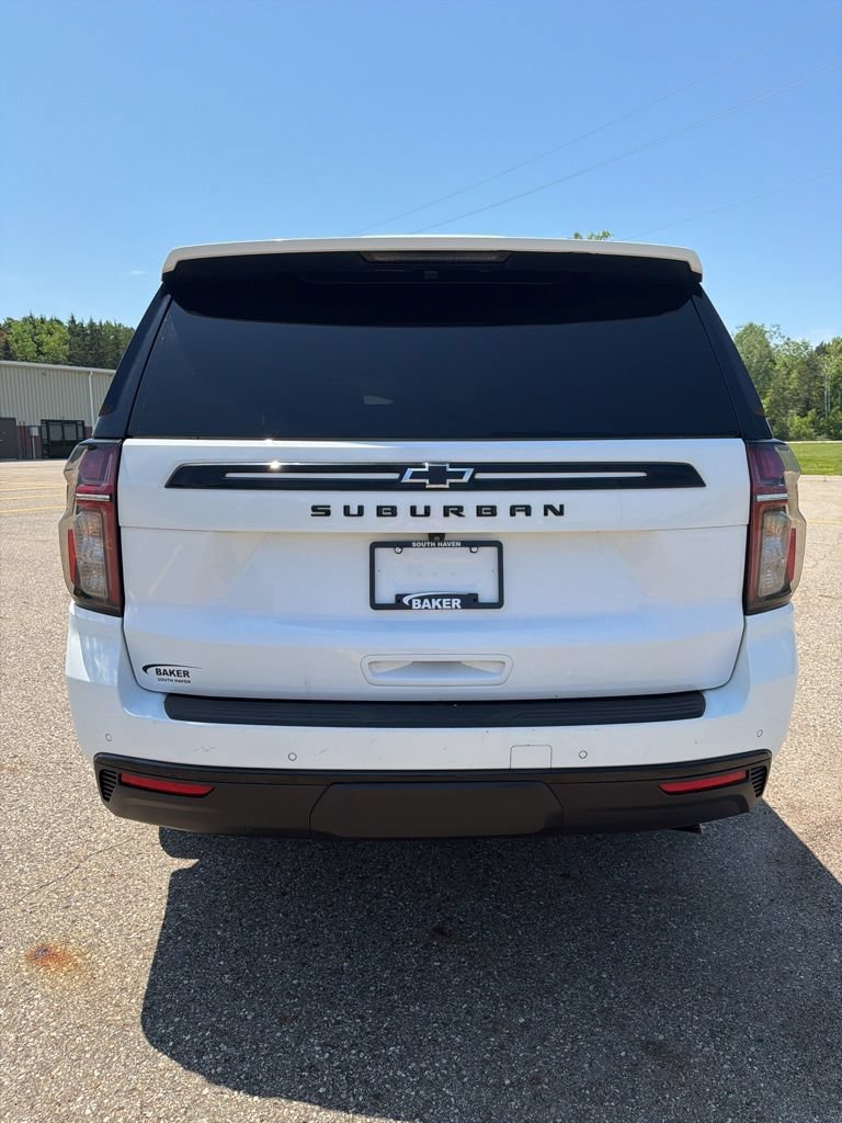 Used 2023 Chevrolet Suburban Z71 AWD/4WD image 6