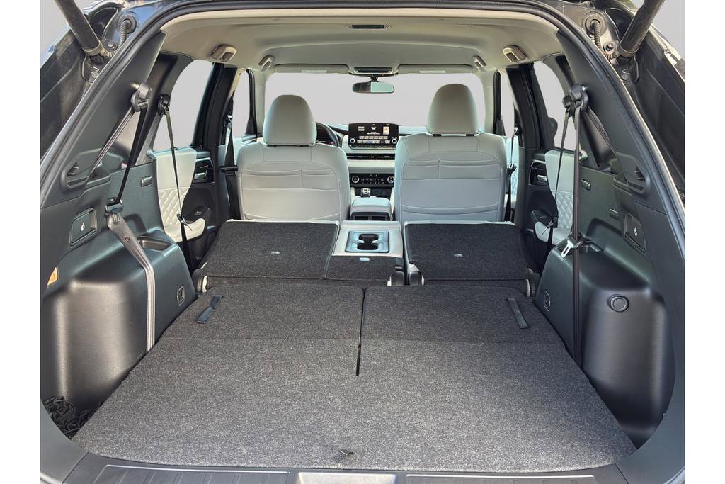 Used 2023 Mitsubishi Outlander SEL image 9