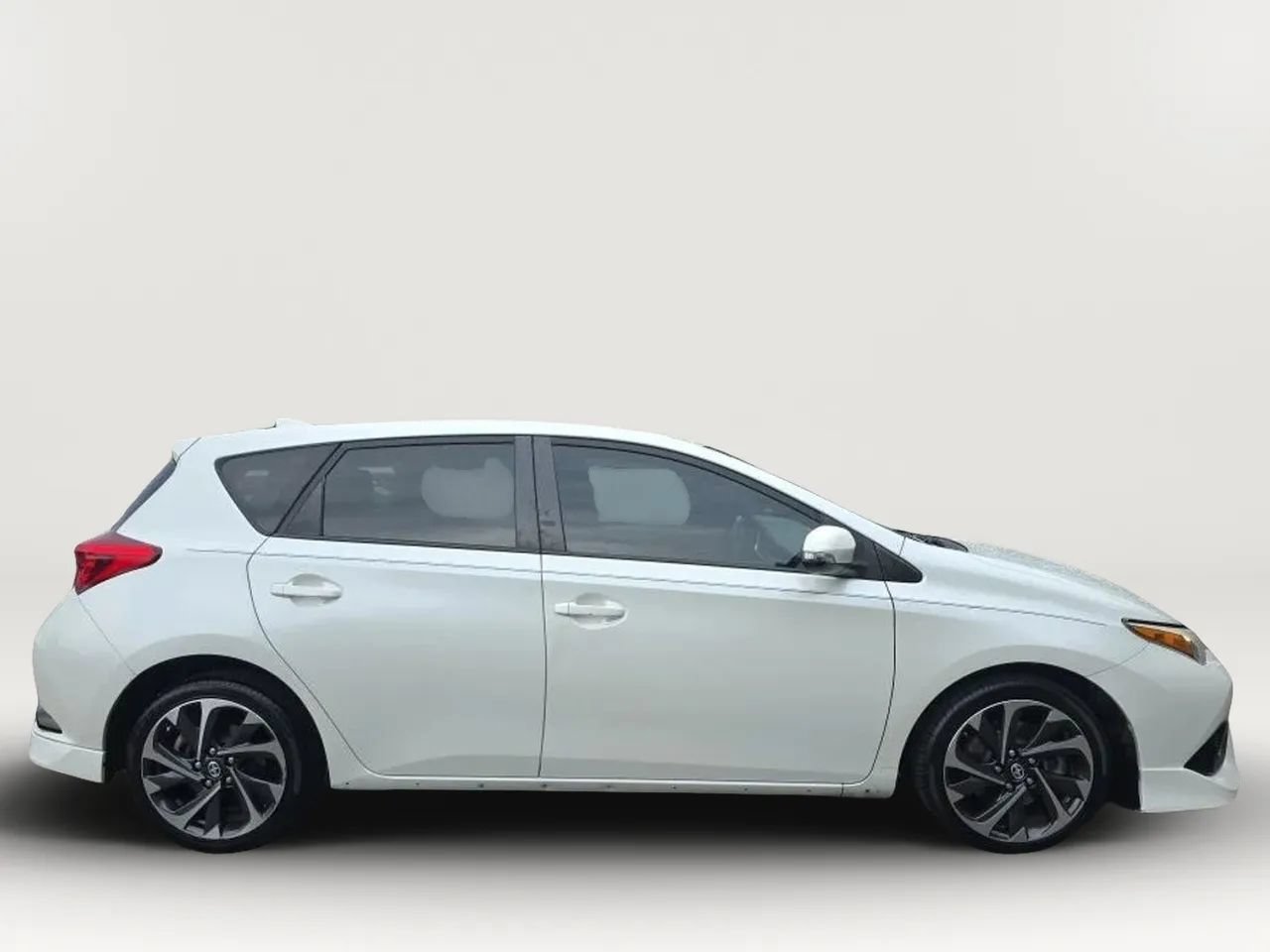 Used 2016 Scion iM FWD image 9