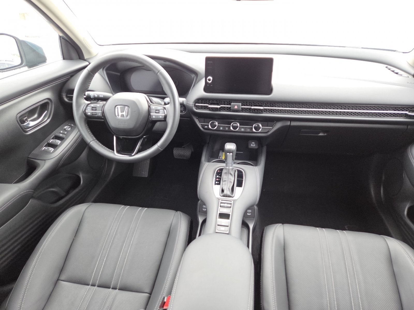 Used 2024 Honda HR-V EX-L image 23