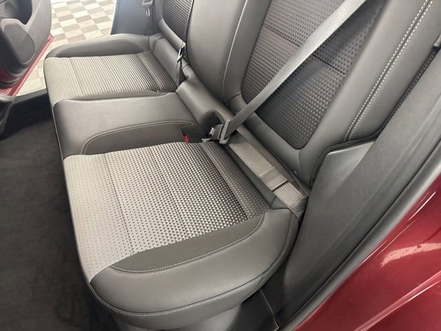 Used 2025 Chevrolet Trax LT w/ LT Convenience Package image 25