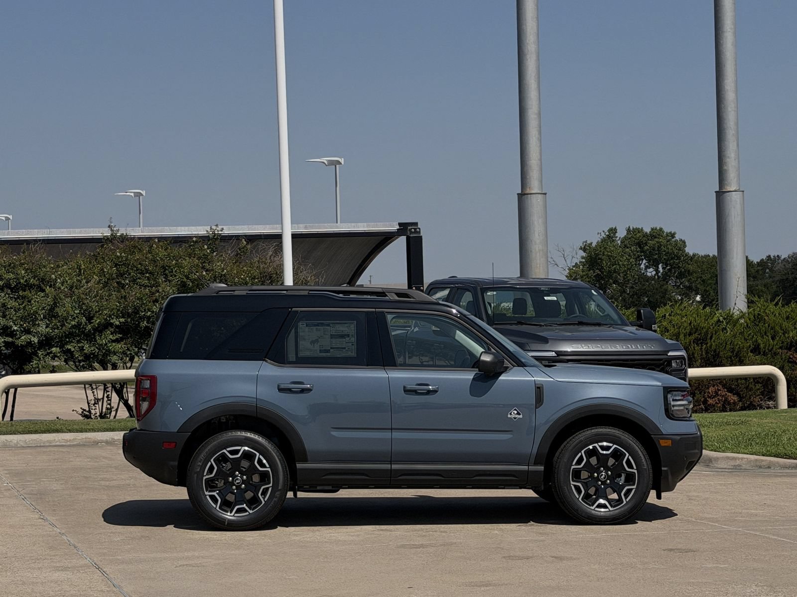 New 2026 Ford Bronco Sport Outer Banks w/ Outer Banks Tech Package+ AWD/4WD video 3