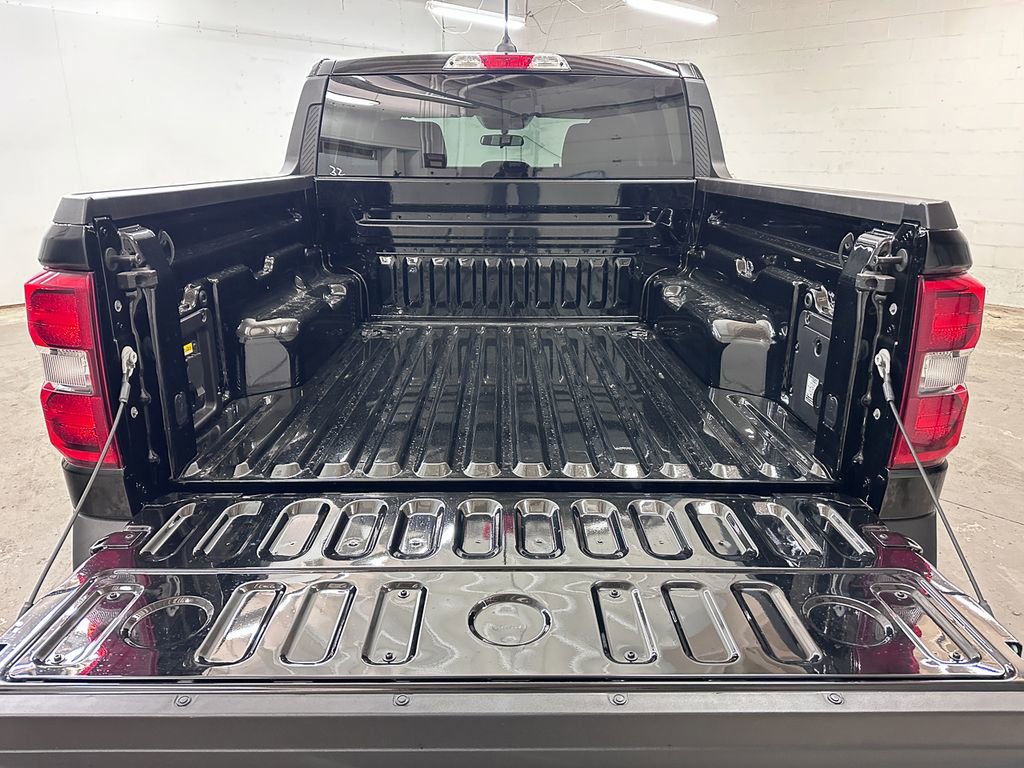 New 2026 Ford Maverick XLT w/ XLT Luxury Package image 13