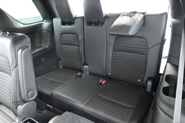 Used 2025 Nissan Pathfinder Rock Creek AWD/4WD image 15