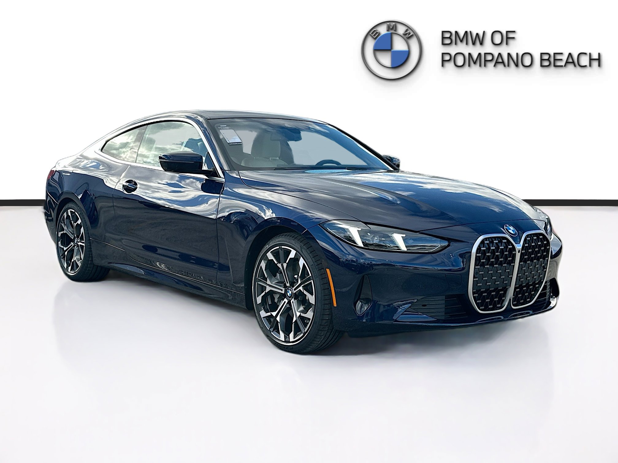 New 2026 BMW 430i Coupe w/ Premium Package image 1