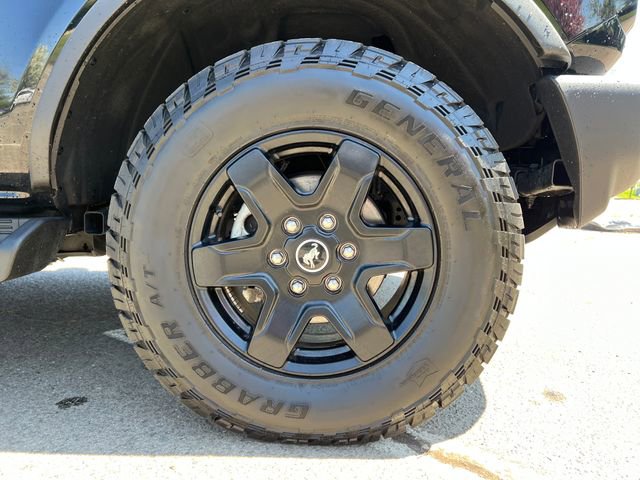 Used 2025 Ford Bronco Outer Banks AWD/4WD image 13