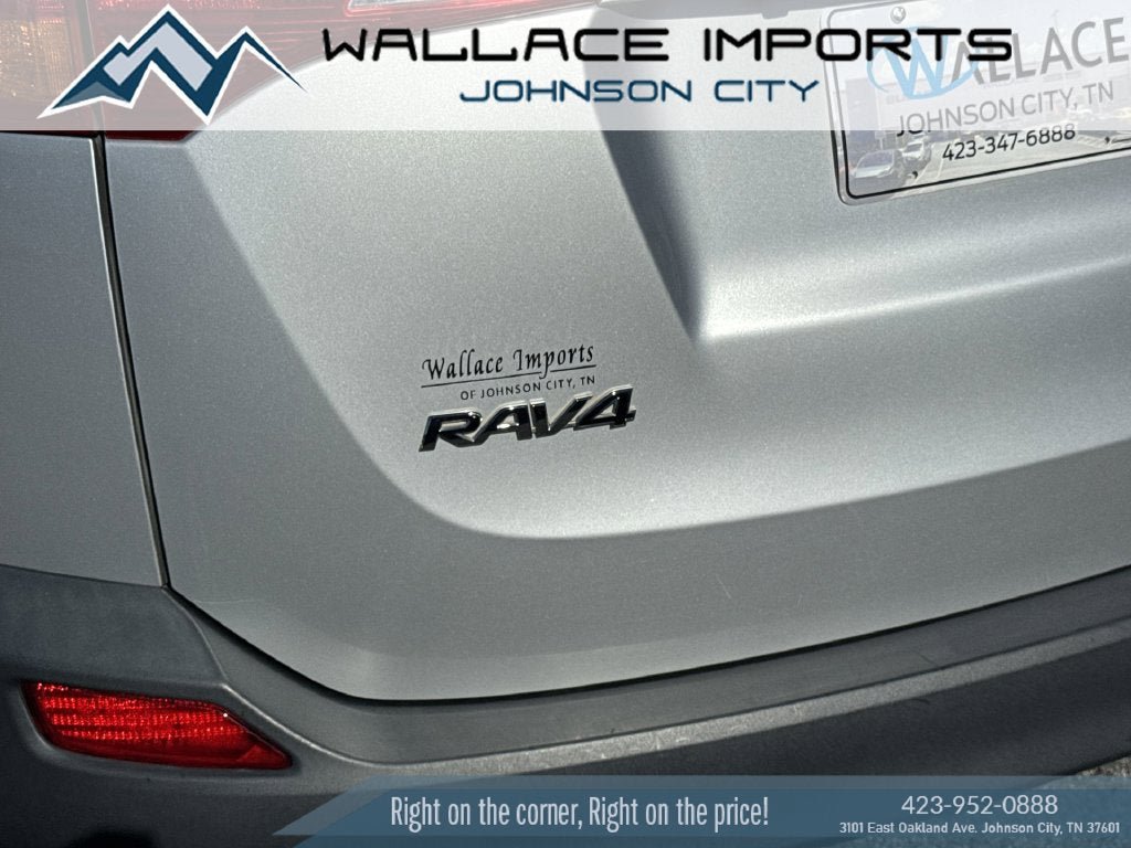 Used 2013 Toyota RAV4 LE FWD image 12