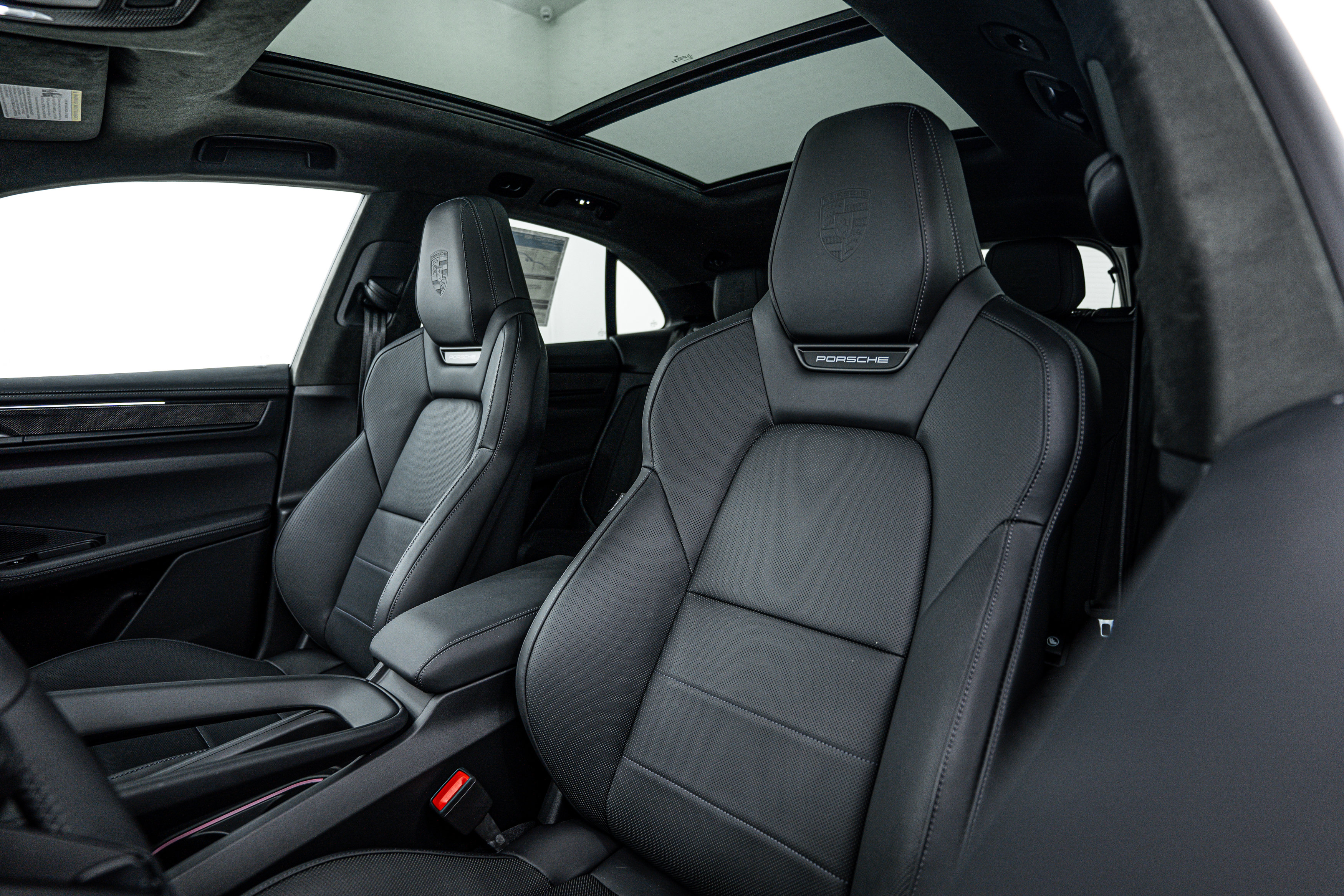 New 2025 Porsche Macan Turbo Electric image 21