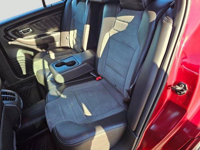 Used 2015 Ford Taurus SHO w/ Equipment Group 401A AWD/4WD image 18