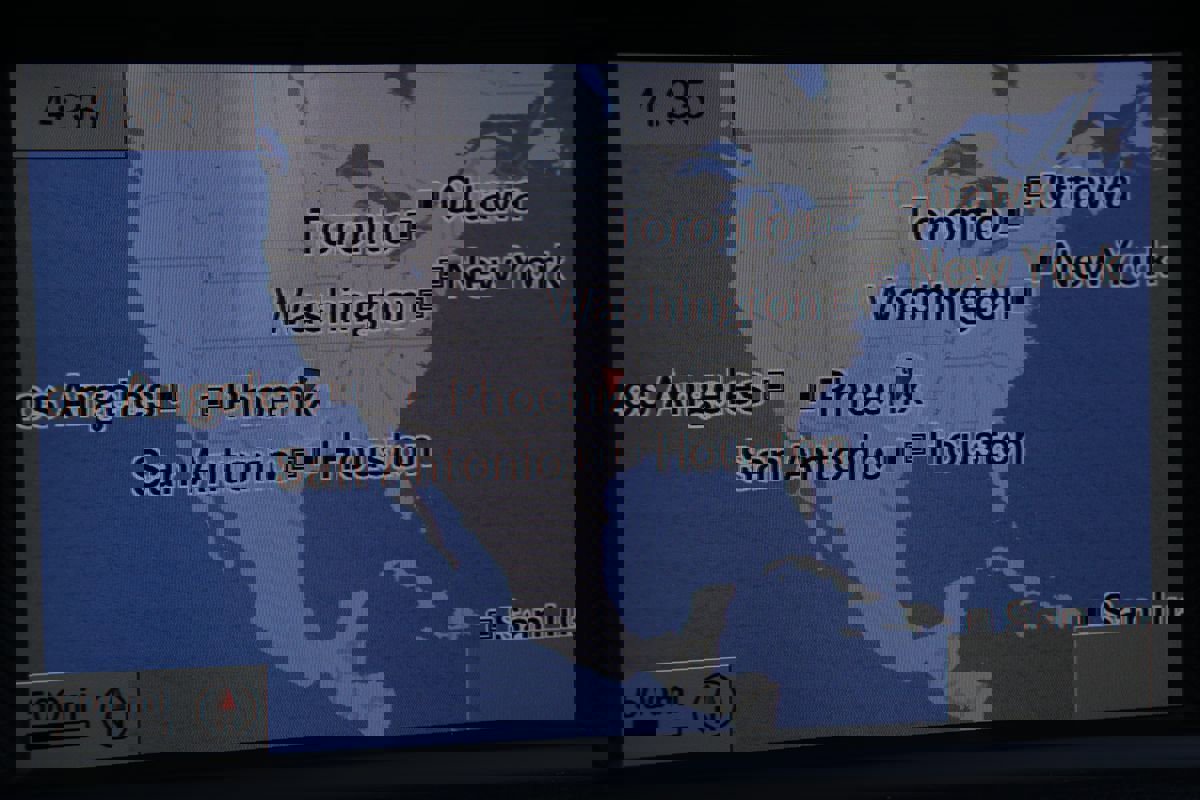 Used 2014 Mercedes-Benz SLK 350 image 21