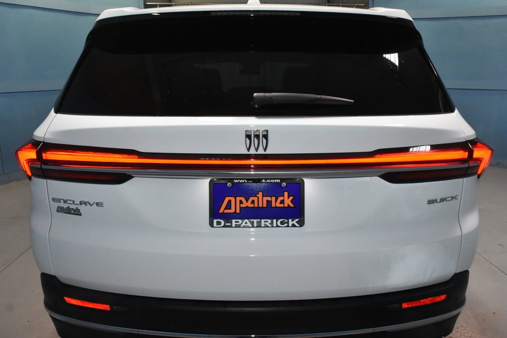 Used 2025 Buick Enclave Preferred image 27