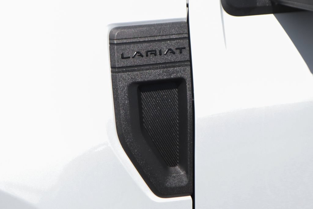 Used 2025 Ford Maverick Lariat w/ Black Appearance Package AWD/4WD image 49