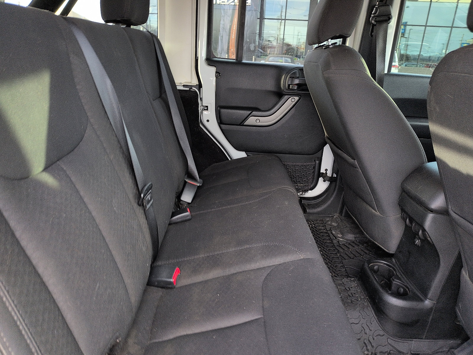 Used 2018 Jeep Wrangler Unlimited Sport S image 8