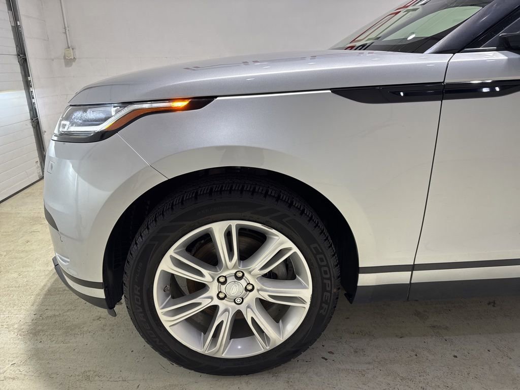 Used 2019 Land Rover Range Rover Velar S image 7