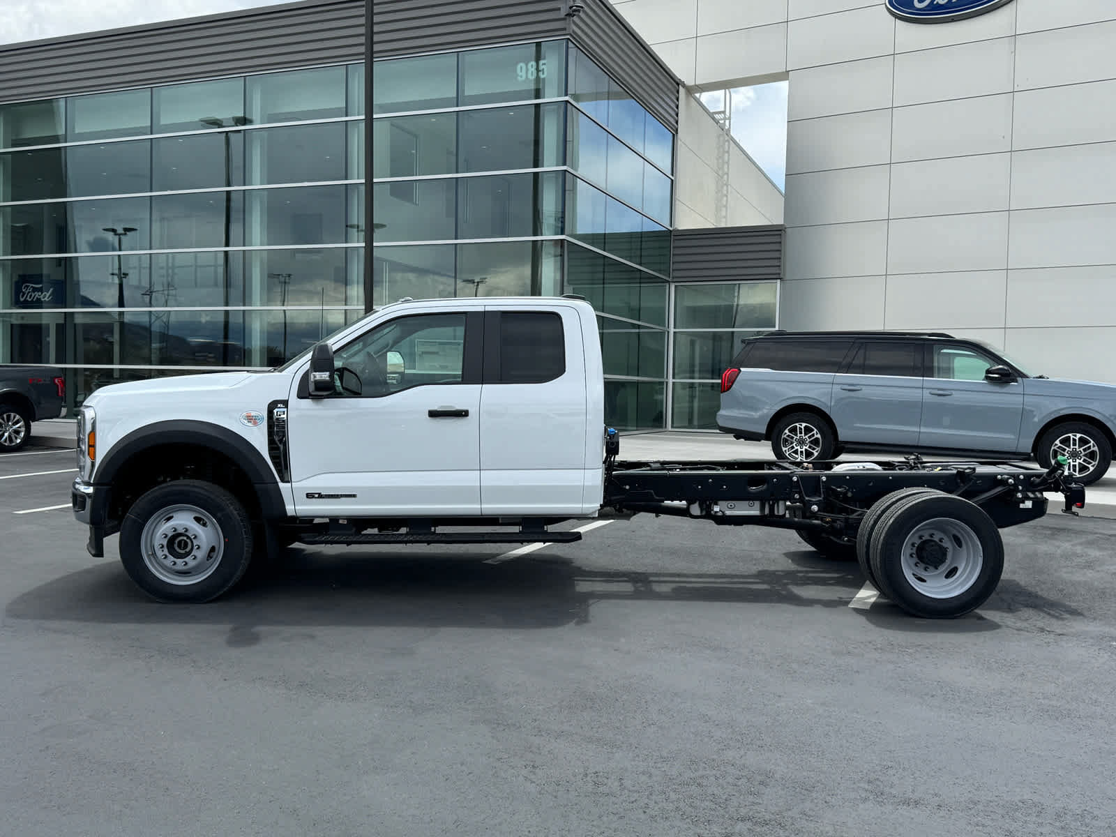 New 2026 Ford F550 4x4 SuperCab Super Duty w/ XL Chrome Package image 10