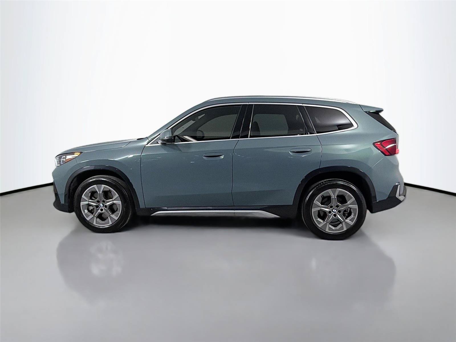 Used 2026 BMW X1 xDrive28i w/ Technology Package AWD/4WD image 9