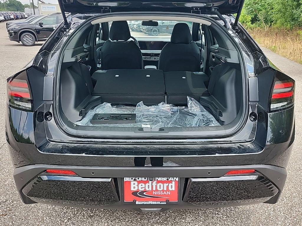 New 2026 Nissan Leaf w/ Floor Mat Package (S+) FWD image 6