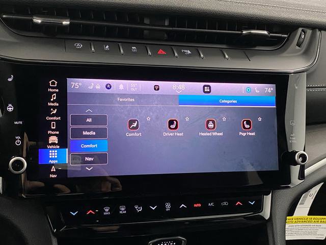 New 2026 Jeep Grand Cherokee Altitude image 8