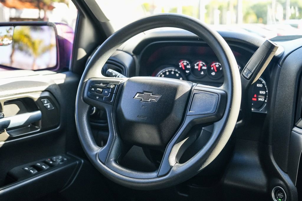 Used 2025 Chevrolet Silverado 1500 Custom Trail Boss AWD/4WD image 15