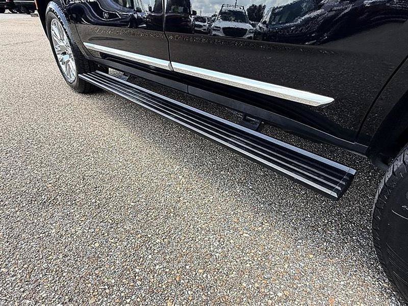Used 2021 GMC Yukon Denali RWD image 13