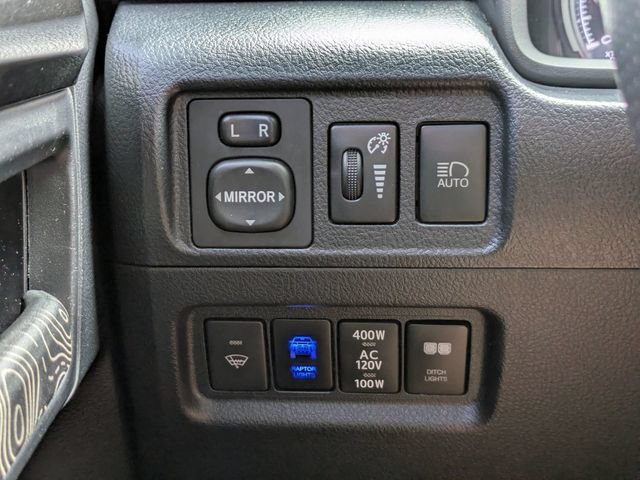 Used 2021 Toyota 4Runner Venture w/ Moonroof Package AWD/4WD image 27
