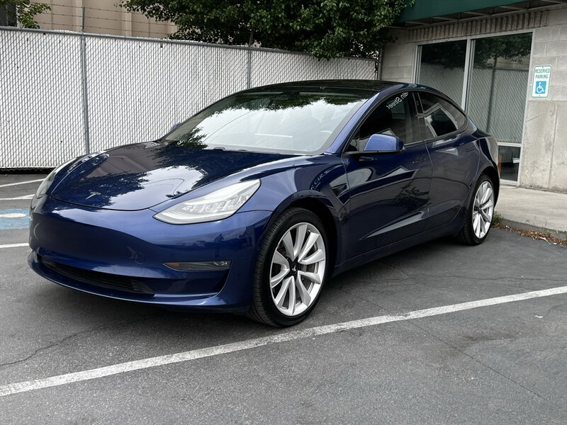 Used 2018 Tesla Model 3 Long Range RWD image 3