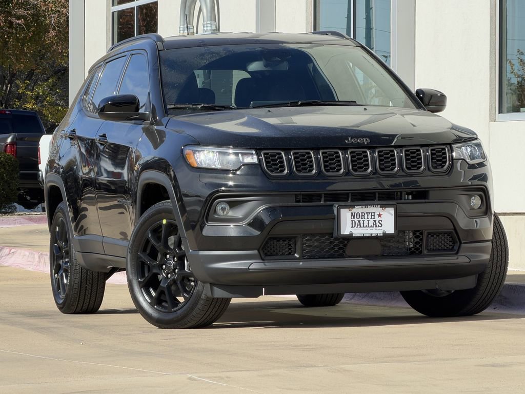 New 2026 Jeep Compass Latitude image 2