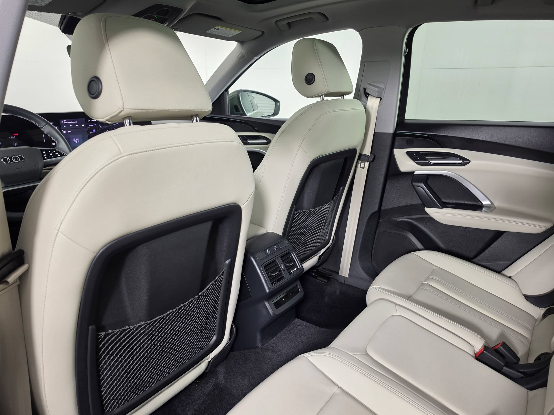 Certified 2025 Audi Q5 Premium w/ Convenience Package AWD/4WD image 41