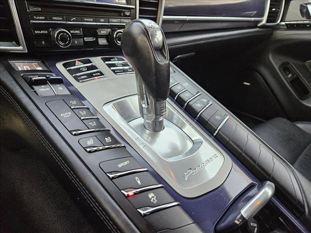 Used 2016 Porsche Panamera 4 Edition image 10