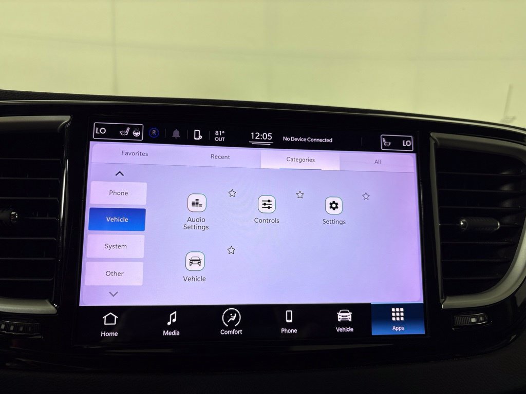 Used 2022 Chrysler Pacifica Touring-L FWD image 31