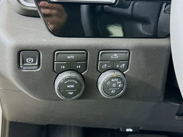 New 2026 Chevrolet Silverado 1500 RST AWD/4WD image 12